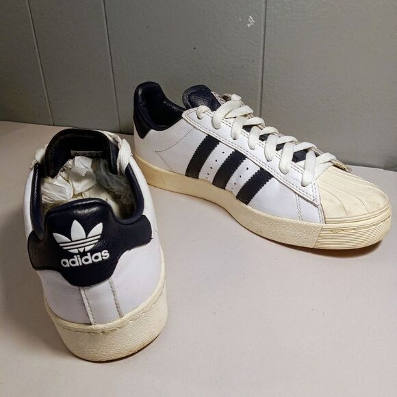 Adidas Classic Unisex Shell Toe Leather Sneakers Women's 7.5 Men's 6.5 - Picture 11 of 12